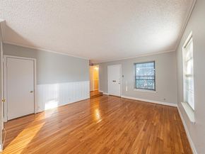 4942  Lahoma Street , Dallas Texas 75235