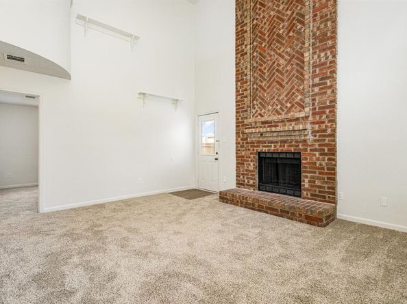 1362  Rosewood Lane , Lancaster Texas 75146