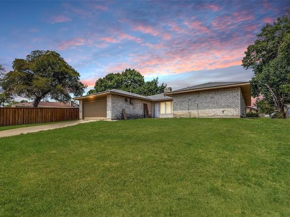 6762  Keswick Drive , Dallas Texas 75232