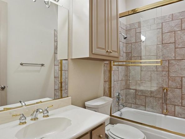 104  Stonehaven Court , McKinney Texas 75072