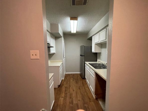 9696  Walnut Street  1413, Dallas Texas 75243