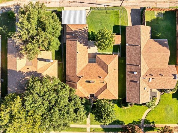 3927  High Summit Drive , Dallas Texas 75244