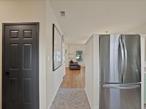 1332  Grigsby Avenue , Dallas Texas 75204