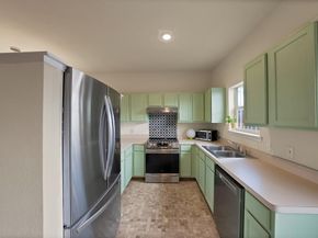 1332  Grigsby Avenue , Dallas Texas 75204