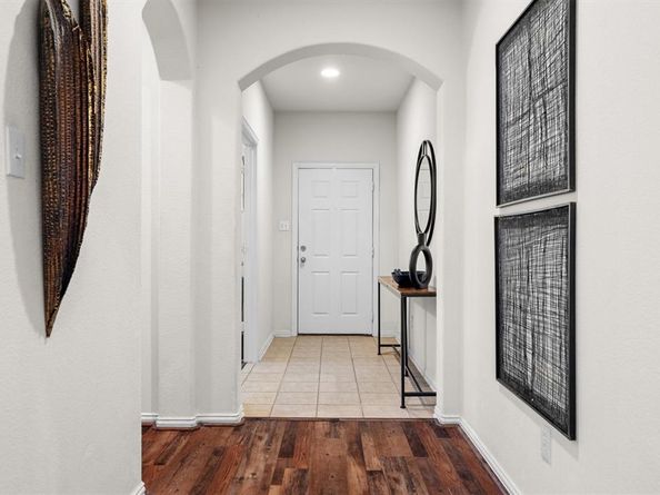 1419  Stone Mountain Parkway , Savannah Texas 76227