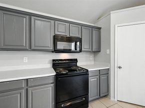 7307  Lake Front Trail , Arlington Texas 76002