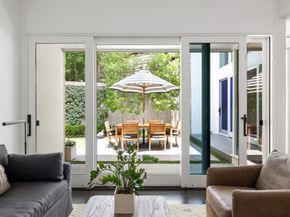 3727  Fairfax Avenue , Dallas Texas 75209