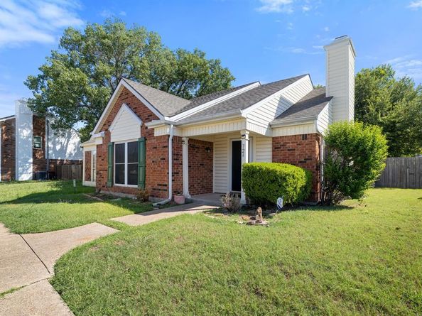 724  Lee Street , Mesquite Texas 75149