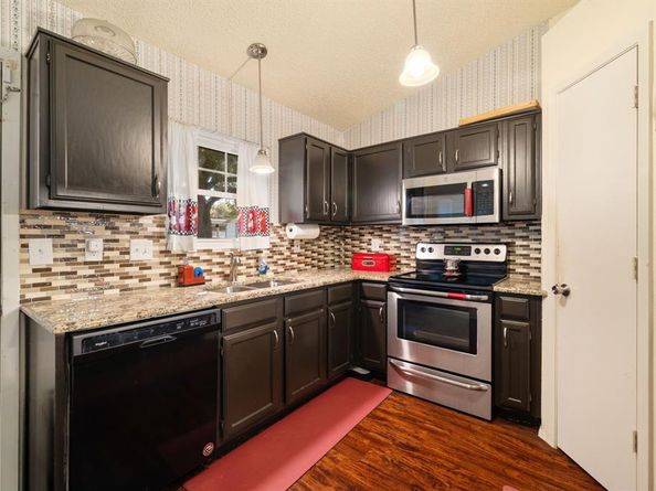 724  Lee Street , Mesquite Texas 75149