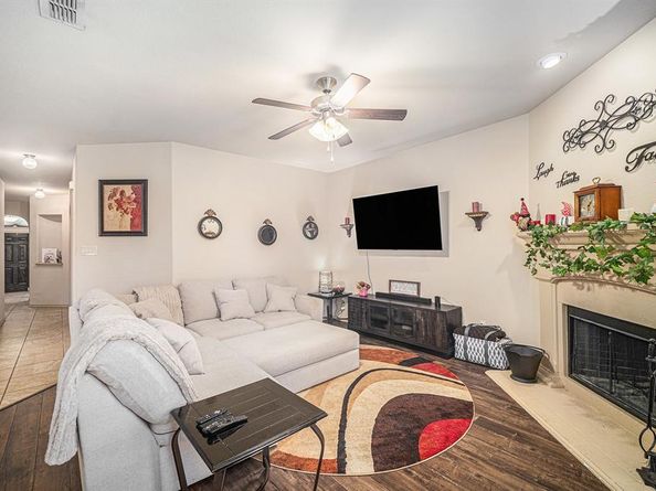 2941  Cedar Ridge Lane , Fort Worth Texas 76177
