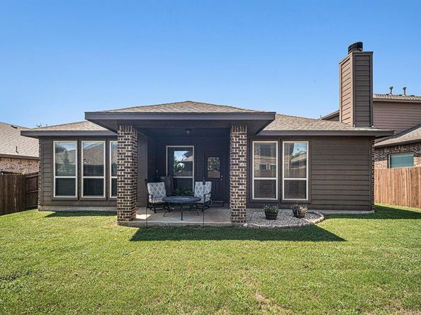 2941  Cedar Ridge Lane , Fort Worth Texas 76177
