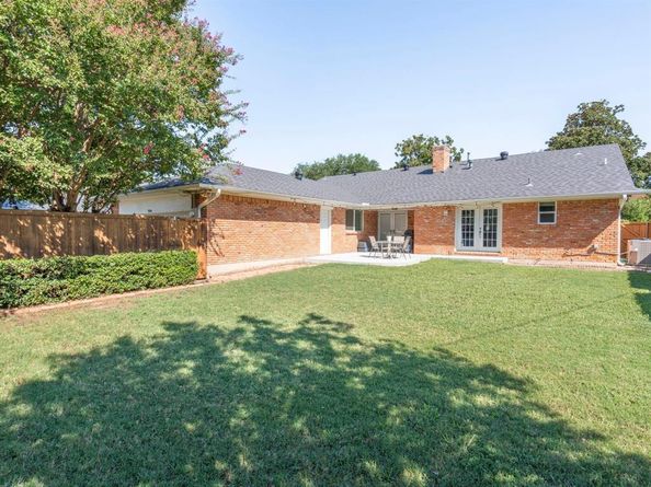 9944  Faircrest Drive , Dallas Texas 75238