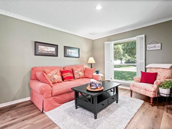 9944  Faircrest Drive , Dallas Texas 75238
