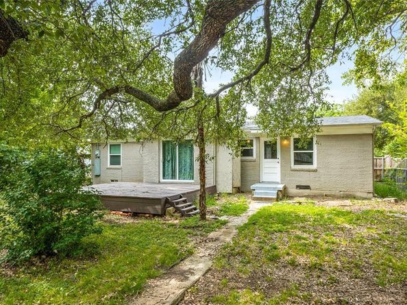 10450  Sandra Lynn Drive , Dallas Texas 75228