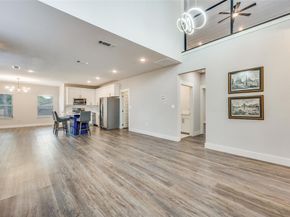 1026 N Tatum Avenue , Dallas Texas 75211