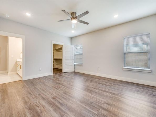 1026 N Tatum Avenue , Dallas Texas 75211