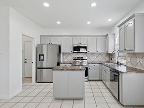 828  Poncho Lane , Fort Worth Texas 76052