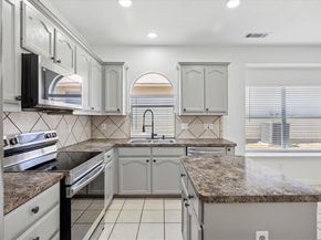 828  Poncho Lane , Fort Worth Texas 76052