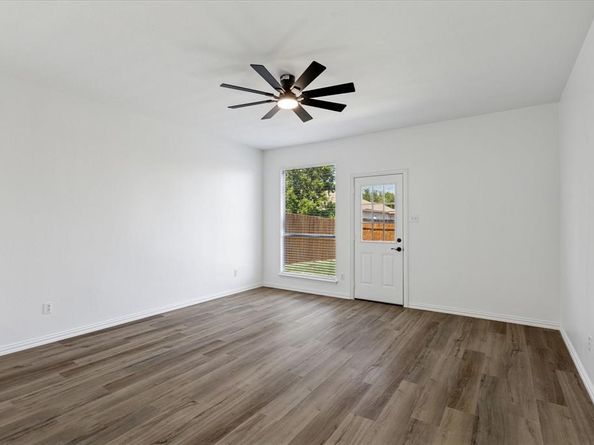 828  Poncho Lane , Fort Worth Texas 76052
