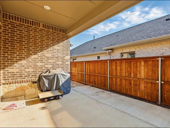 8529  Melrose  , The Colony Texas 75056