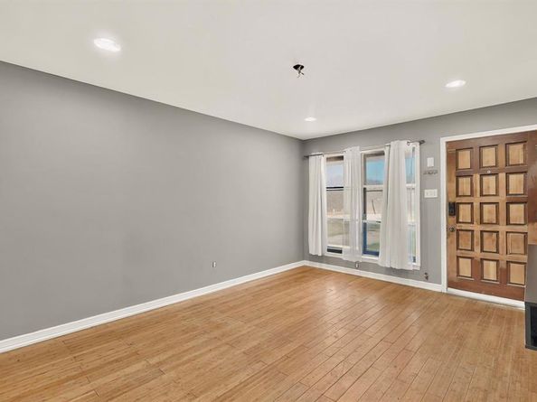1207  Lorraine Lane , Mesquite Texas 75149
