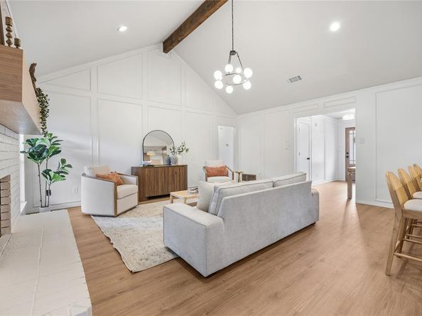 1816  Big Bend Drive , Grapevine Texas 76051