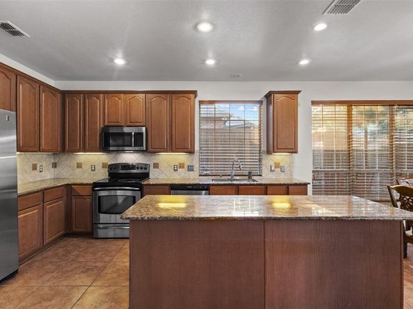 7513  Kallan Drive , Rowlett Texas 75089