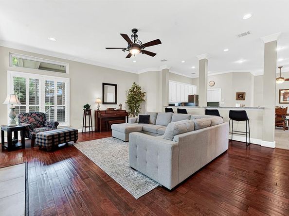 6816  Myrtle Beach Drive , Plano Texas 75093
