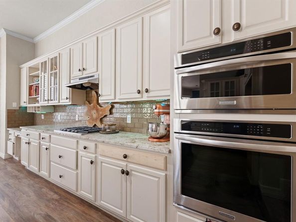 921  Fairway View Drive , Mansfield Texas 76063