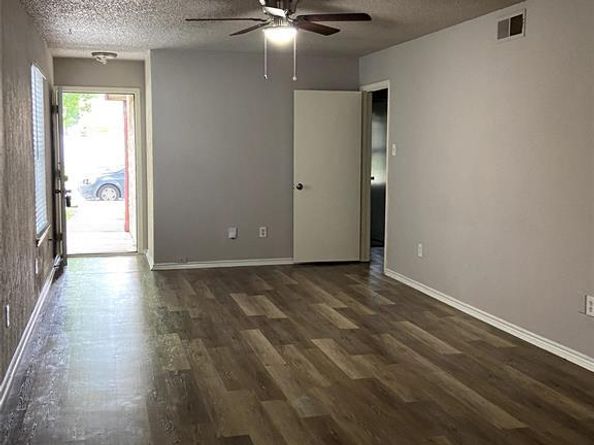 2912  Nelson Drive , Mesquite Texas 75150