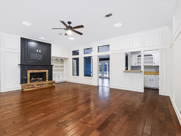 10216  Shadow Way , Dallas Texas 75243