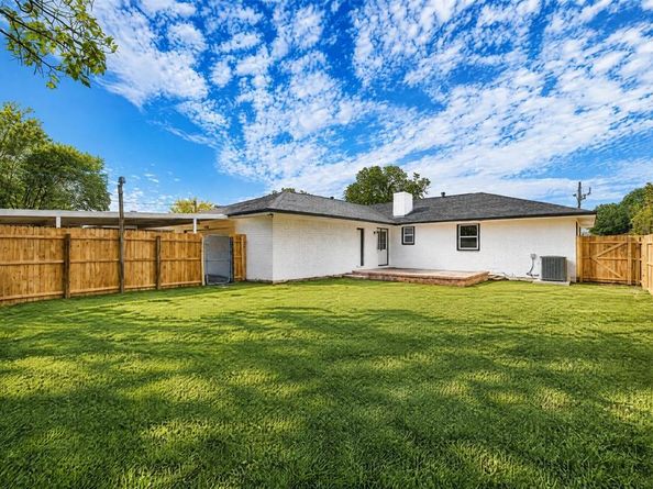 8350  CADENZA Lane , Dallas Texas 75228