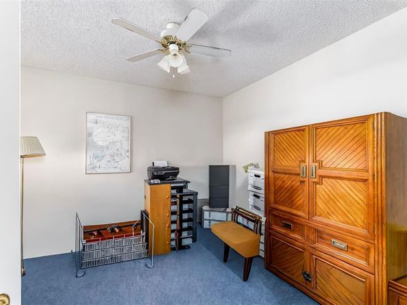 2702  Stratford Court , Euless Texas 76039