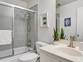 306 Oak Court, Daly City CA 94014