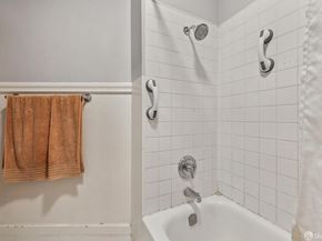 2732 Parker Street, Berkeley CA 94704