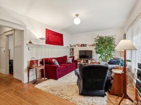 2732 Parker Street, Berkeley CA 94704