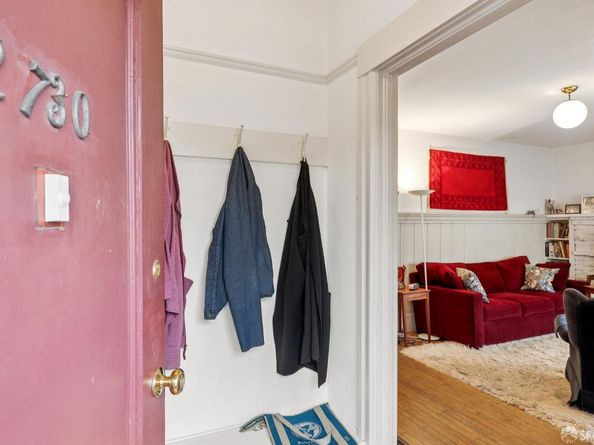 2732 Parker Street, Berkeley CA 94704