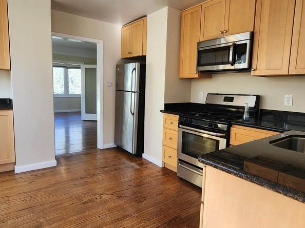 4317 Lincoln Way, San Francisco CA 94122