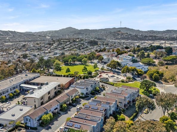 29 Kirkwood Avenue, San Francisco CA 94124