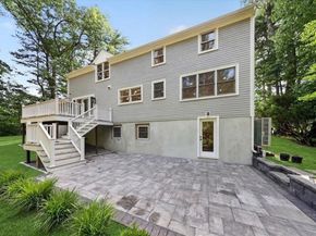 15 Pioneer Rd, Hingham MA 02043