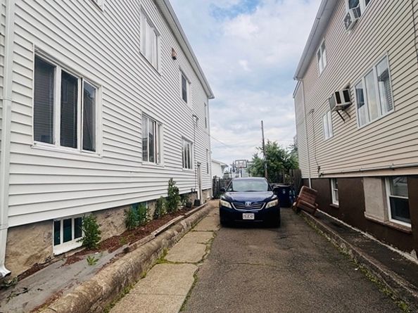 817 Broadway, Revere MA 02151
