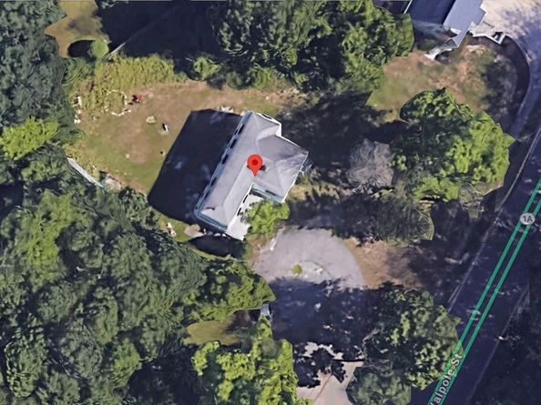 64 Main St, Walpole MA 02081