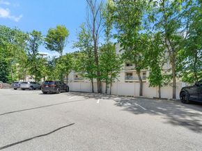 410 Fellsview Terrace 415, Stoneham MA 02180