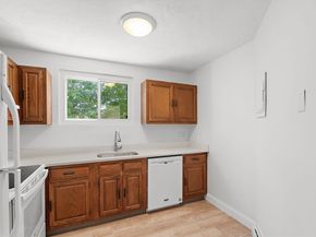 410 Fellsview Terrace 415, Stoneham MA 02180