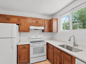 410 Fellsview Terrace 415, Stoneham MA 02180