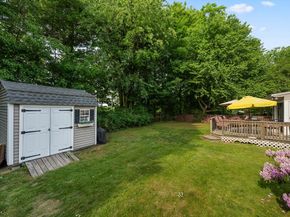 16 Mars Dr, Shrewsbury MA 01545