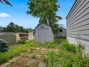50 Park Ave, Sturbridge MA 01566