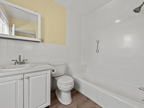 25 Franklin St, Woburn MA 01801