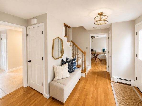 17 Hammer Hook Dr, Hanover MA 02339