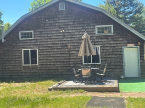 11 Alpha Rd, Holden MA 01520